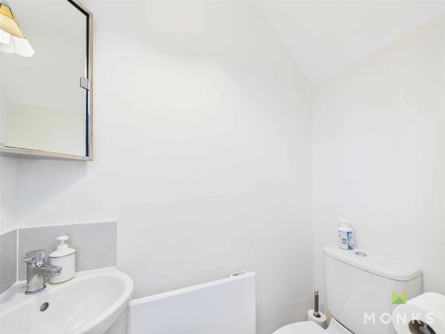 62 The Furlongs, Shrewsbury, SY3 5FW For Sale